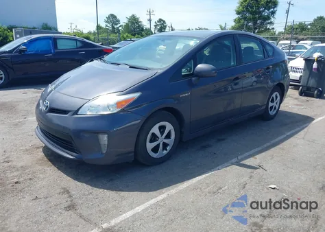 2015 Toyota Prius Three z USA, uszkodzony, nr VIN JTDKN3DU4F2004333